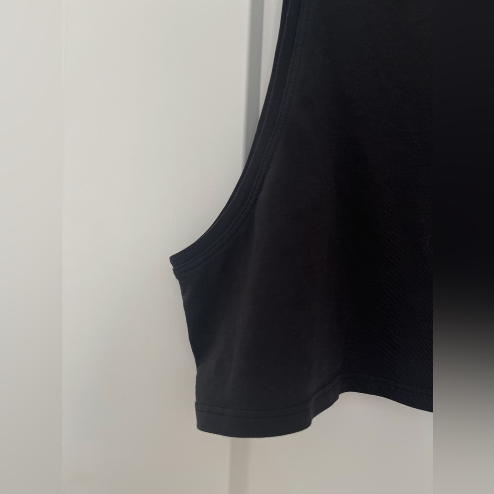Lululemon Tank - Picture 5 of 5